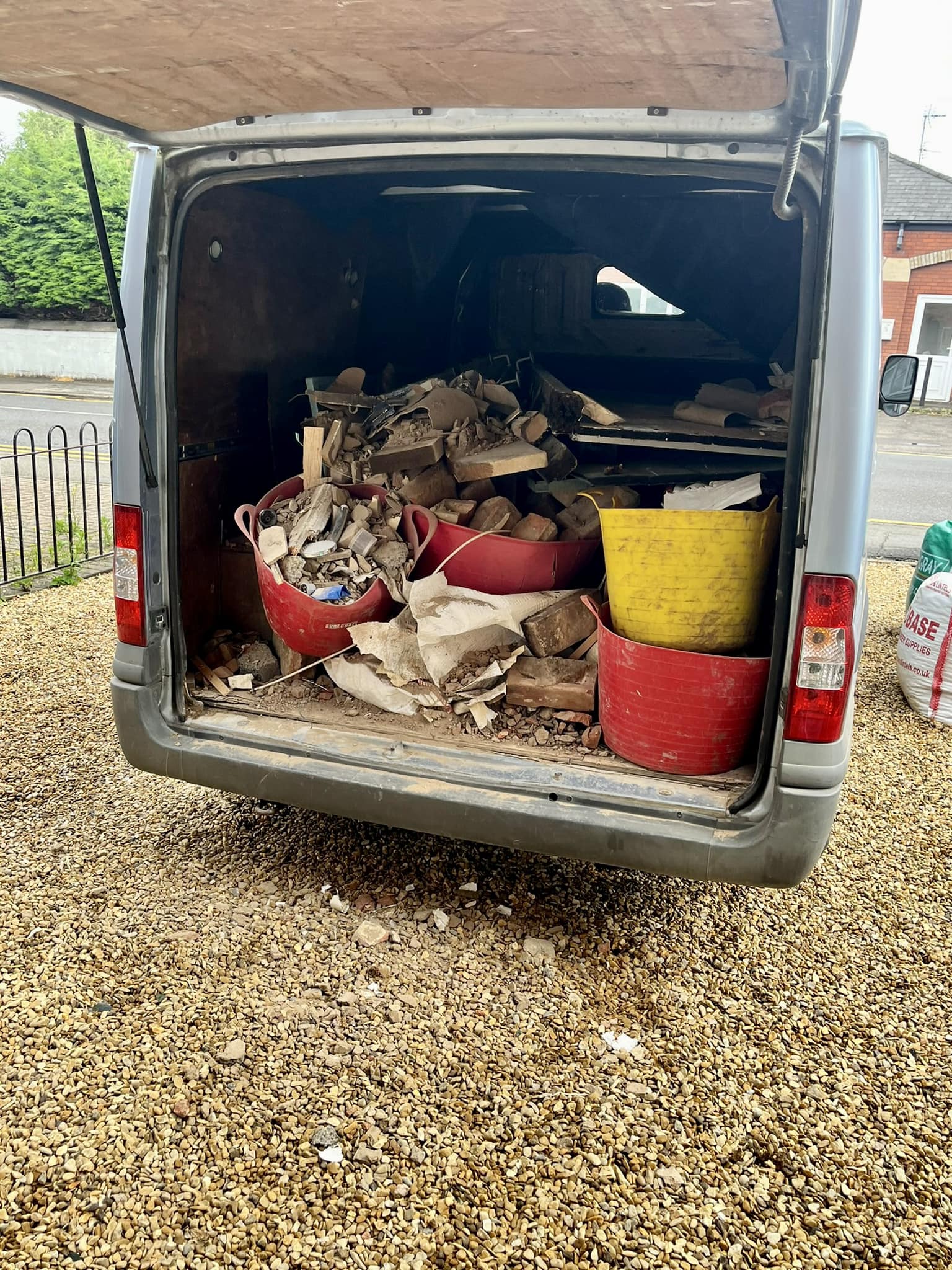 Allwaste, Domestic and commercial clearance and removal service